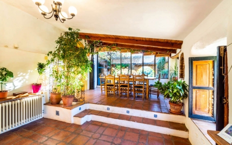 Comedor visto desde la sala de estar